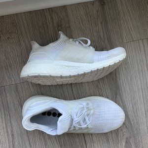 USED white Adidas Ultraboost